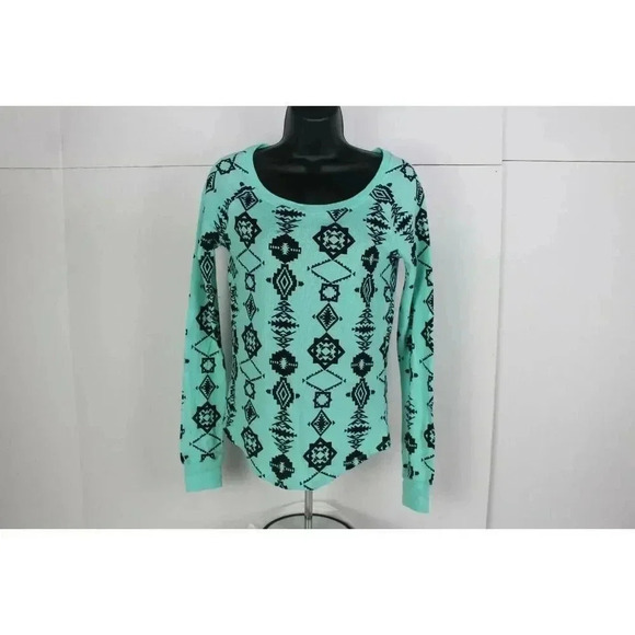 Victoria's Secret Tops - ladies PINK victoria's secret top size XS